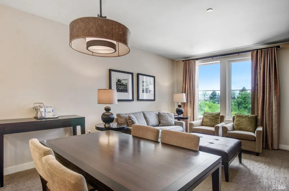 1314 Mckinstry Street ##2083 Napa, CA 94559