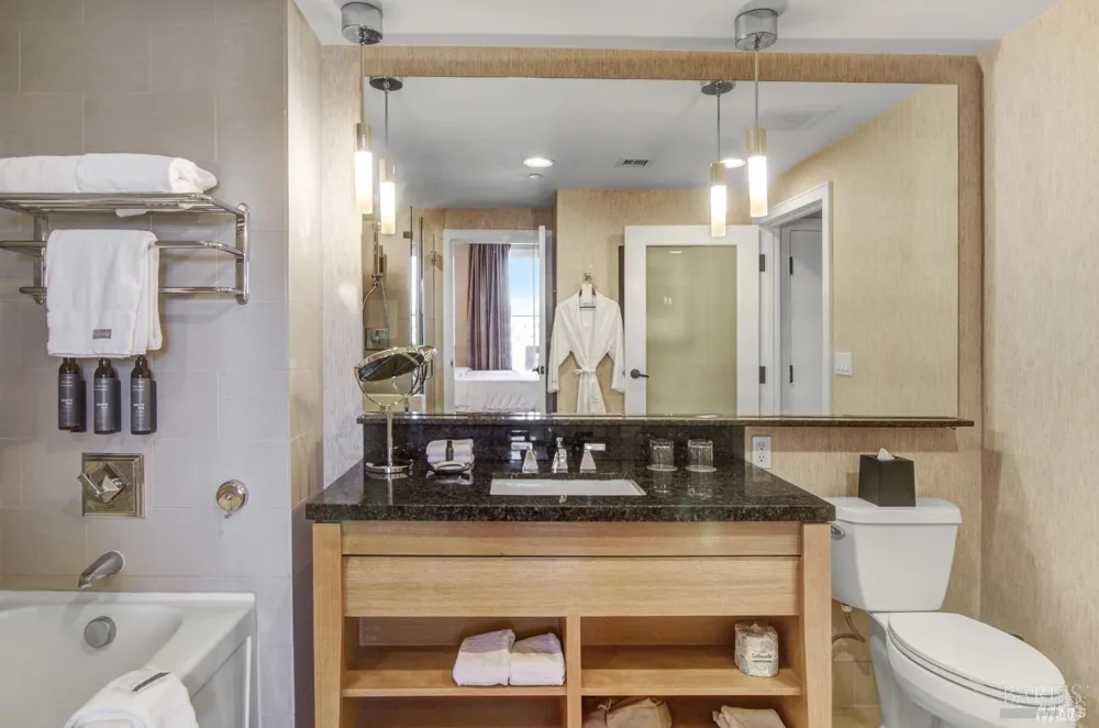 1314 Mckinstry Street ##2083 Napa, CA 94559