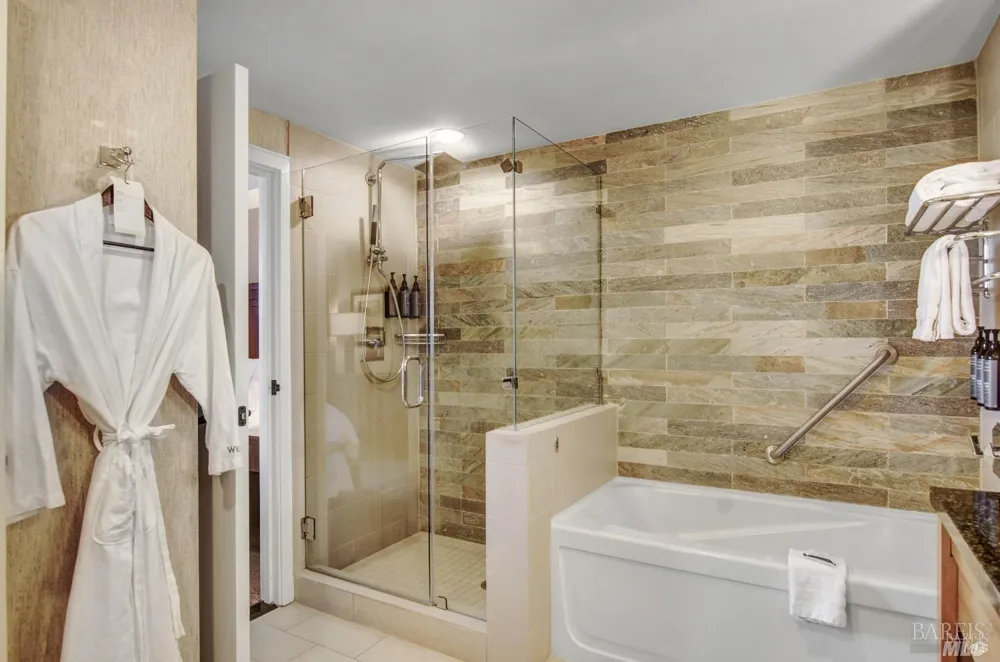 1314 Mckinstry Street ##2083 Napa, CA 94559