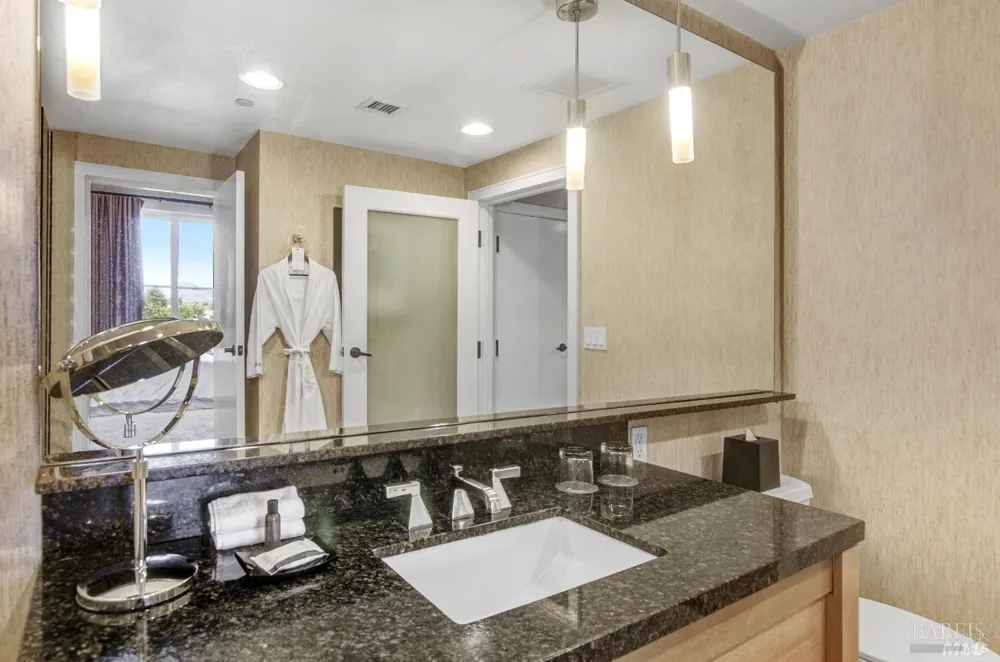 1314 Mckinstry Street ##2083 Napa, CA 94559