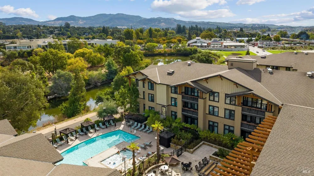 1314 Mckinstry Street ##2083 Napa, CA 94559