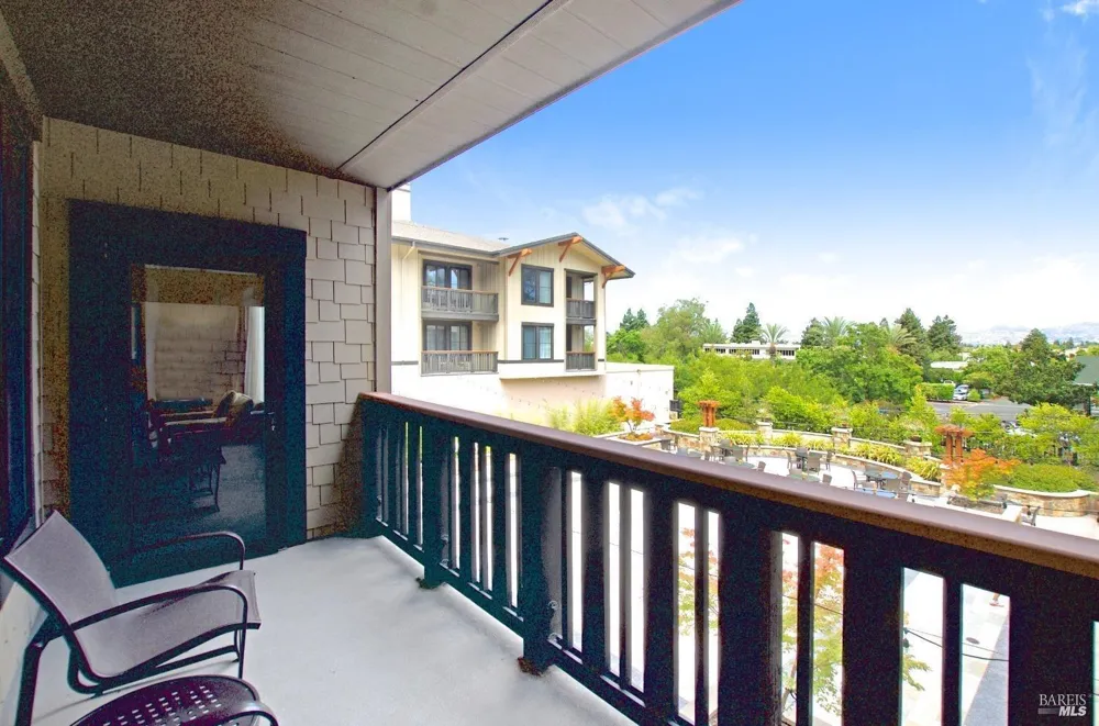1314 Mckinstry Street ##2083 Napa, CA 94559