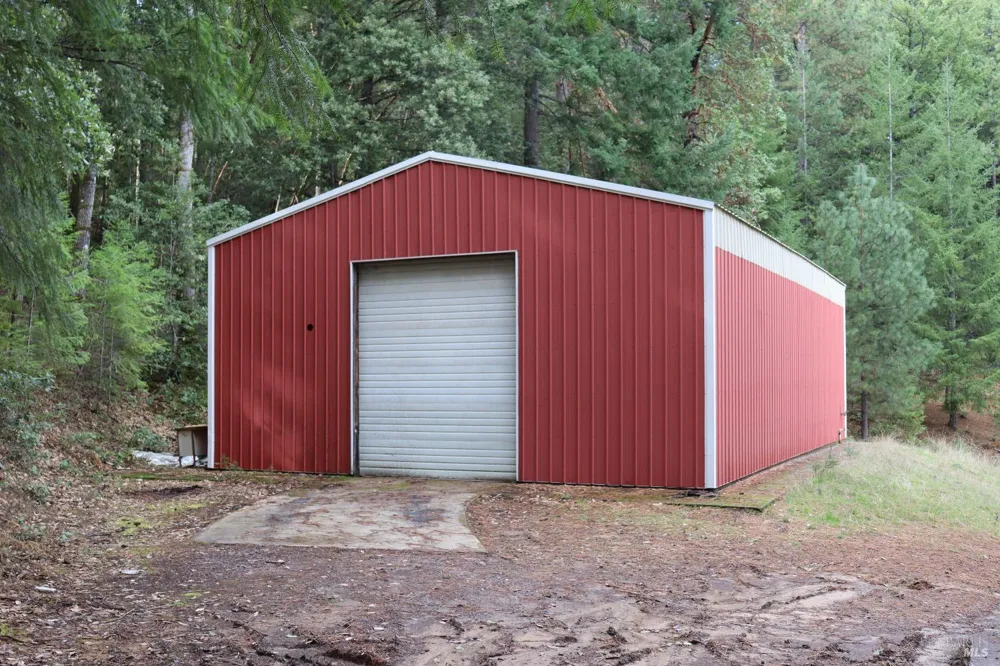 7020 Hearst Road Willits, CA 95490