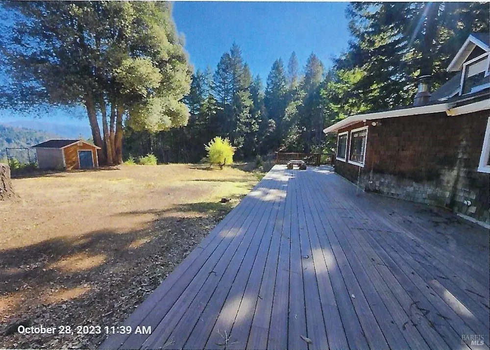 7020 Hearst Road Willits, CA 95490