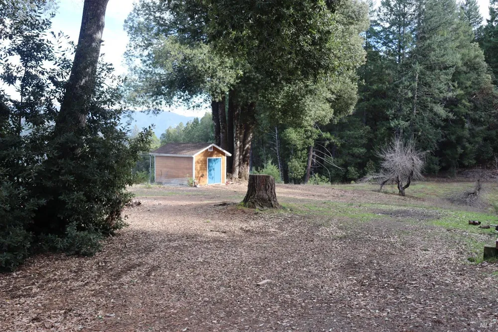 7020 Hearst Road Willits, CA 95490