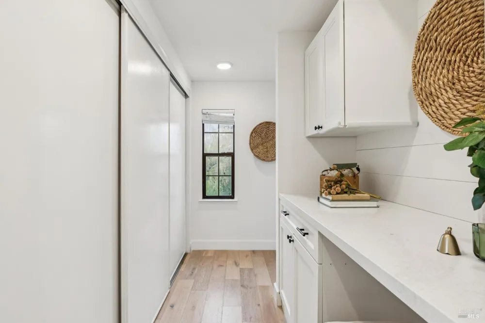 93 Ashford Avenue Mill Valley, CA 94941