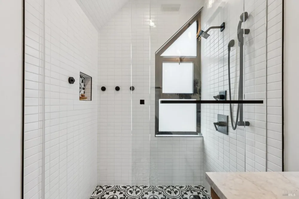 93 Ashford Avenue Mill Valley, CA 94941
