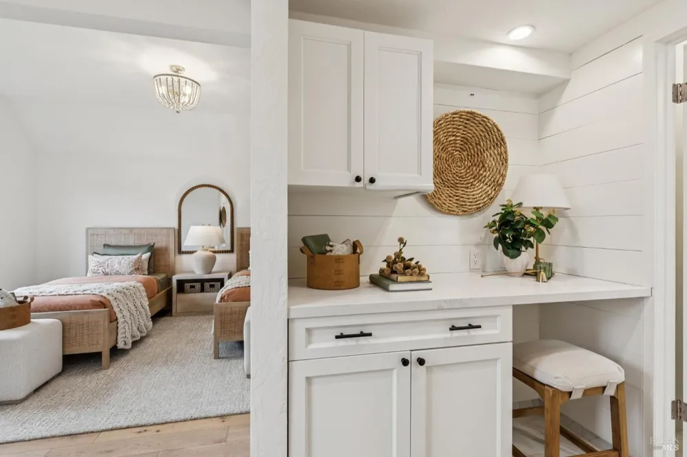 93 Ashford Avenue Mill Valley, CA 94941