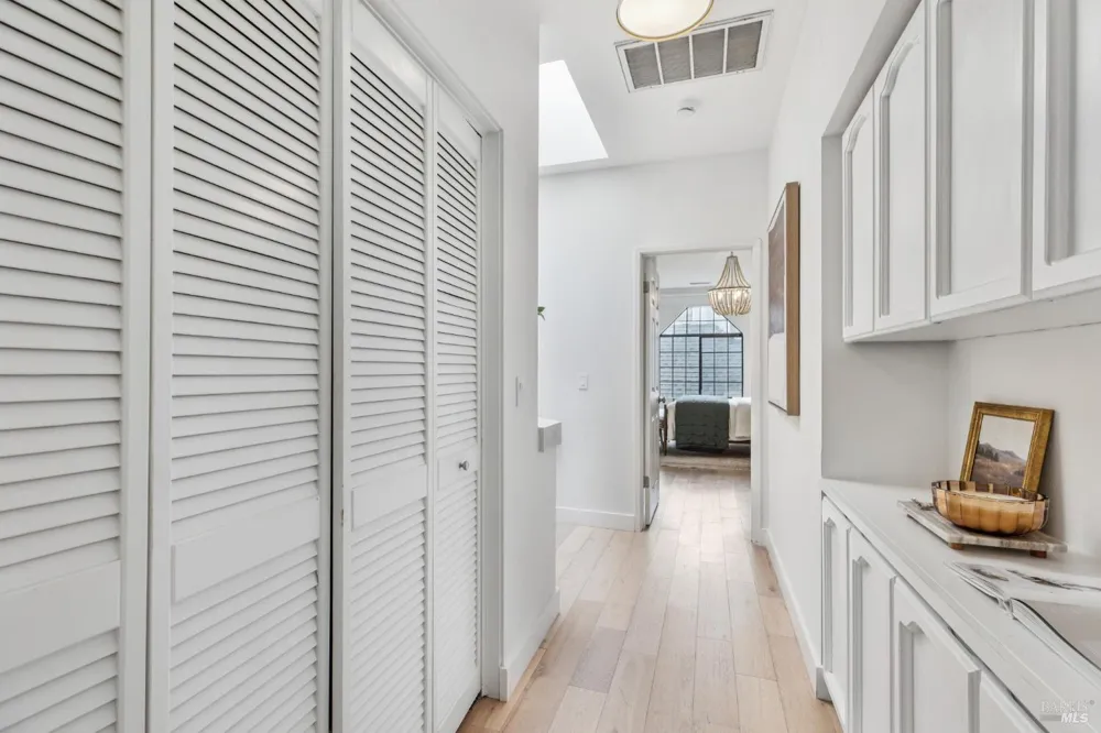 93 Ashford Avenue Mill Valley, CA 94941