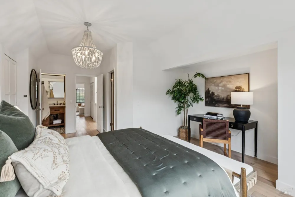 93 Ashford Avenue Mill Valley, CA 94941