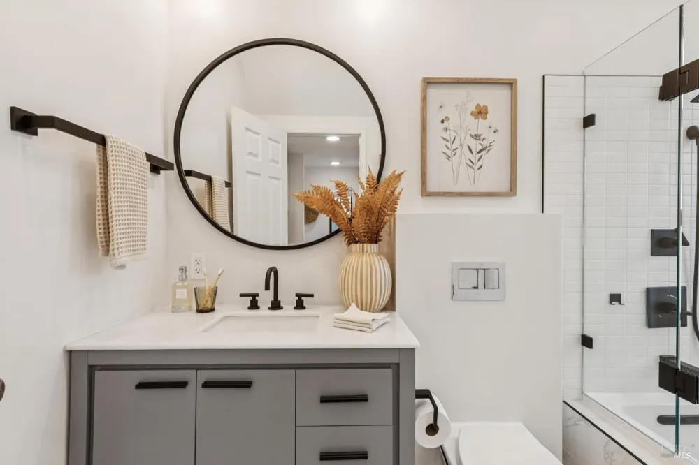 93 Ashford Avenue Mill Valley, CA 94941