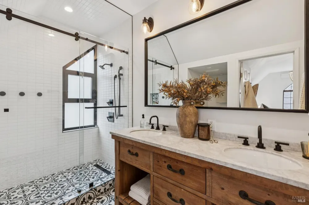 93 Ashford Avenue Mill Valley, CA 94941