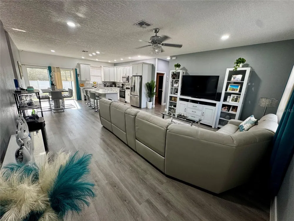 32831 FOREST AVENUE Leesburg, FL 34788