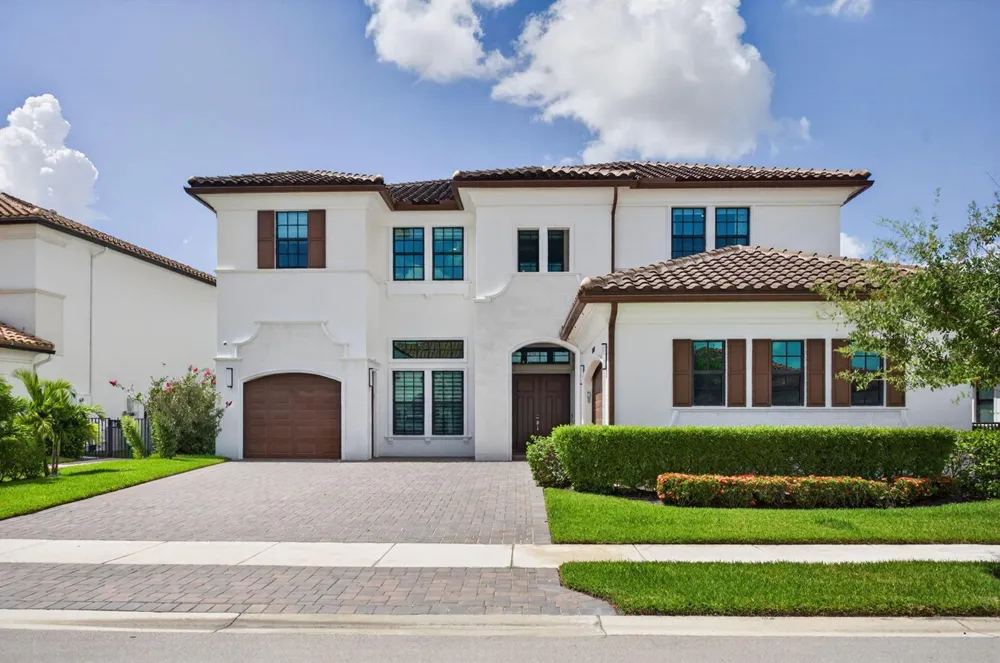 12450 PARKLAND BAY TRAIL Parkland, FL 33076