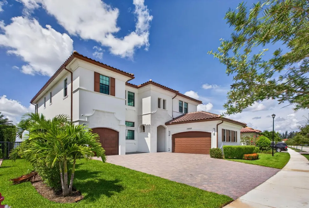 12450 PARKLAND BAY TRAIL Parkland, FL 33076