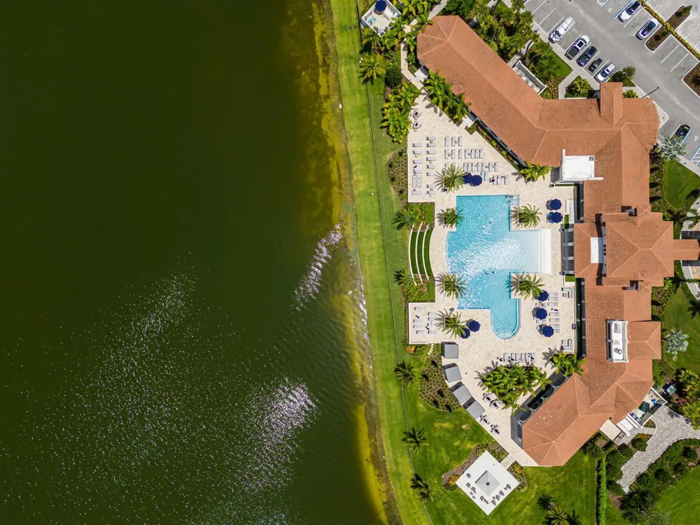 12450 PARKLAND BAY TRAIL Parkland, FL 33076