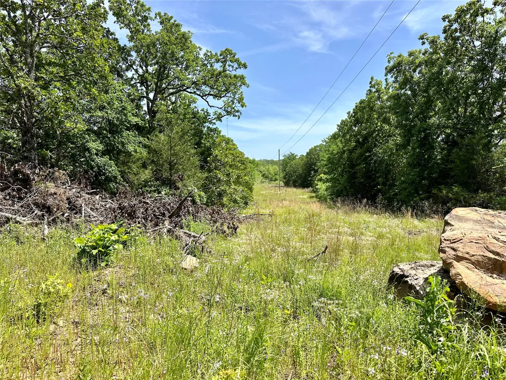 623 Dozer Mountain Road Eufaula, OK 74432