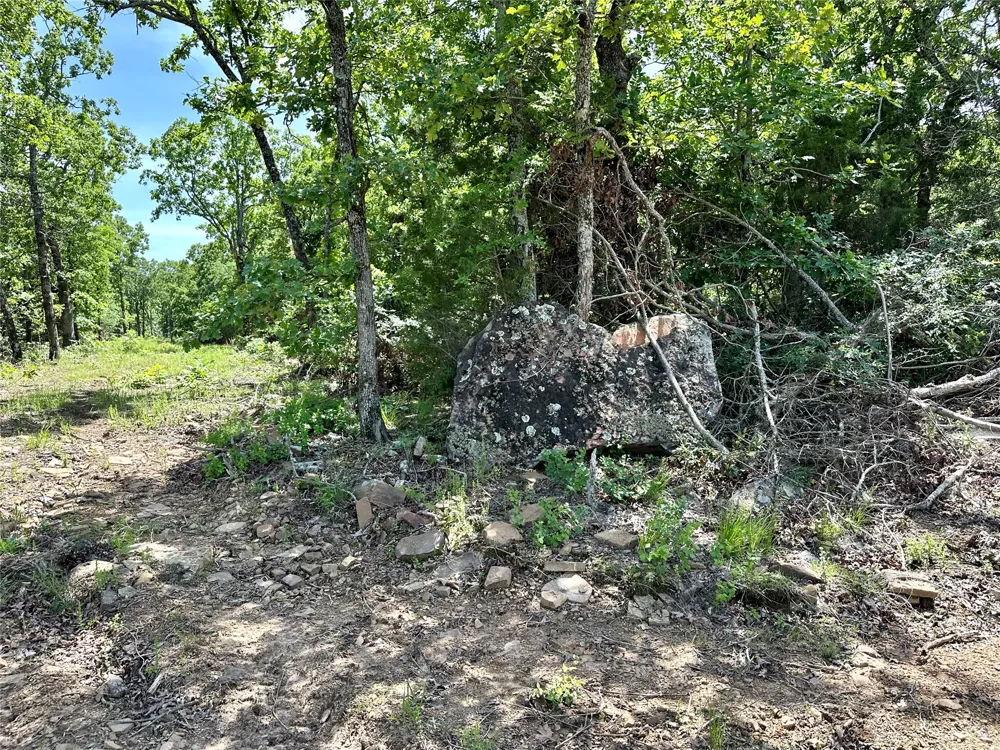 623 Dozer Mountain Road Eufaula, OK 74432