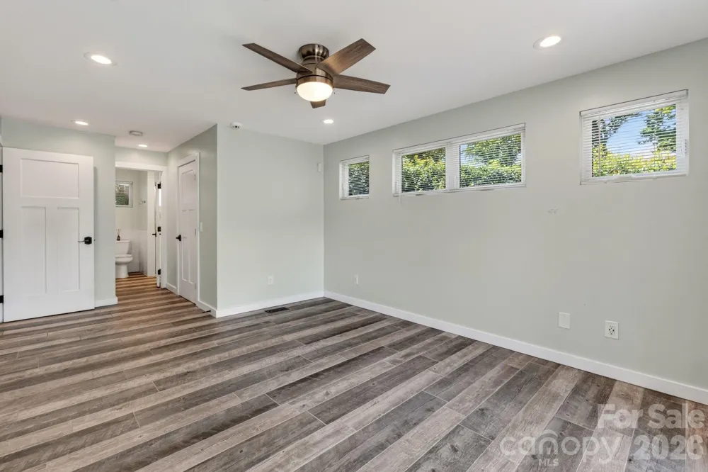 21200 Rio Oro Drive Cornelius, NC 28031