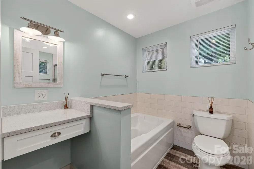 21200 Rio Oro Drive Cornelius, NC 28031