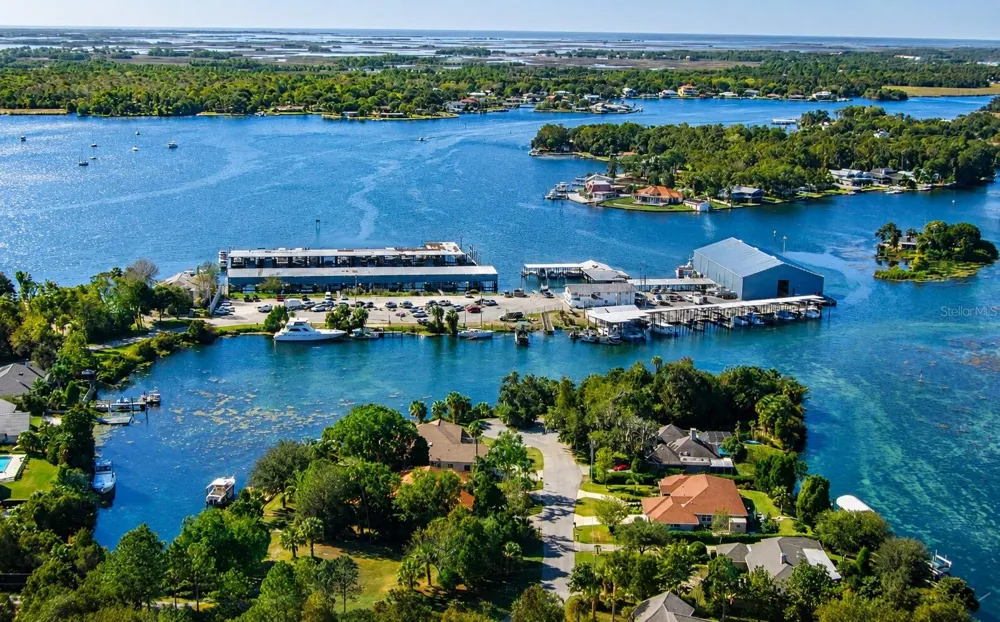 3619 SUWANNEE POINT Crystal River, FL 34428