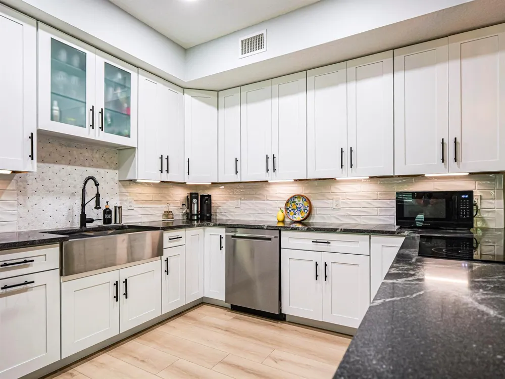 524 7th Square #102 Vero Beach, FL 32962