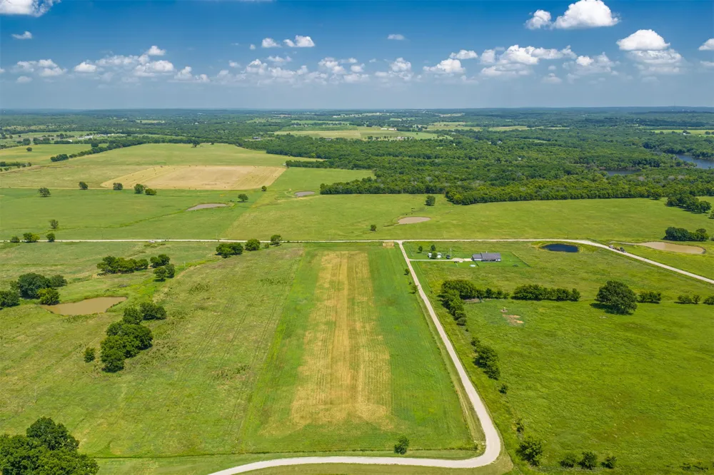 9788 4160 ROAD Claremore, OK 74017