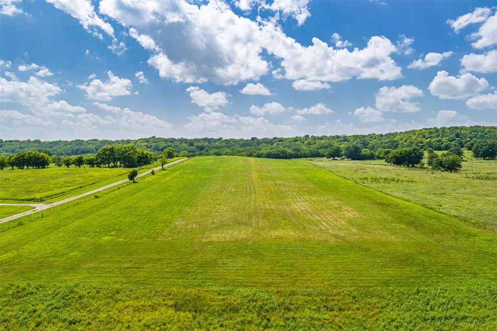 9788 4160 ROAD Claremore, OK 74017