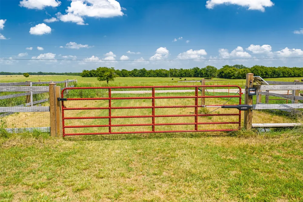 9788 4160 ROAD Claremore, OK 74017