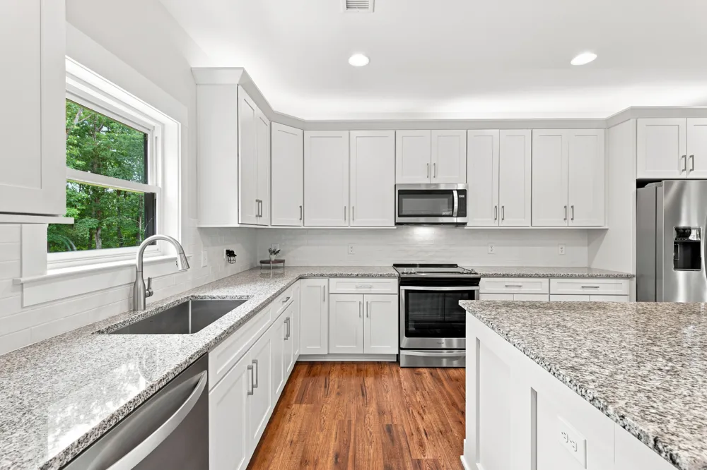 1658 Apache Trl Pegram, TN 37143