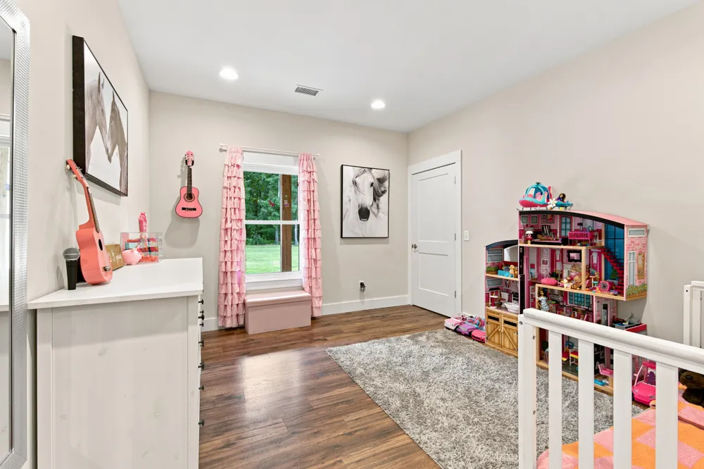 1658 Apache Trl Pegram, TN 37143