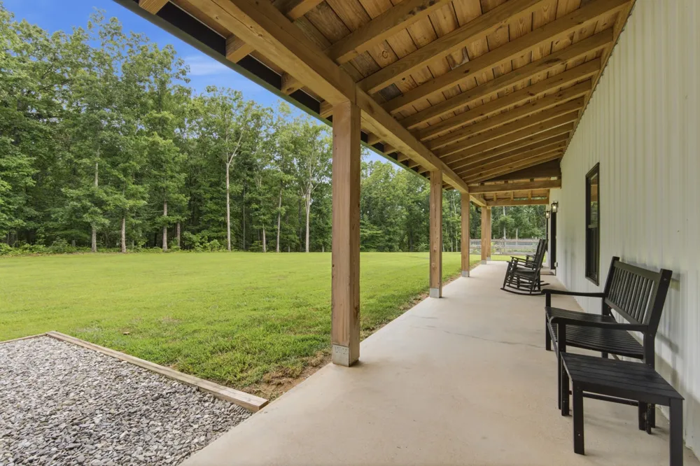 1658 Apache Trl Pegram, TN 37143