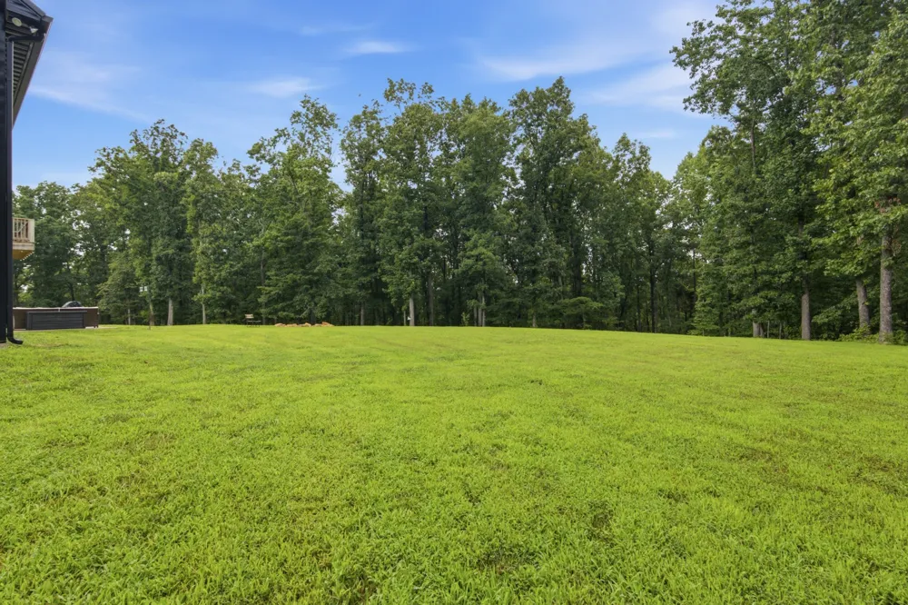 1658 Apache Trl Pegram, TN 37143
