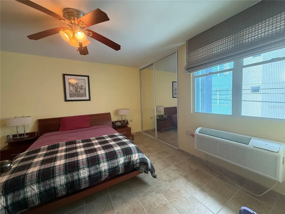 614 NE BEACHSIDE DRIVE #205 Luquillo, PR 00773