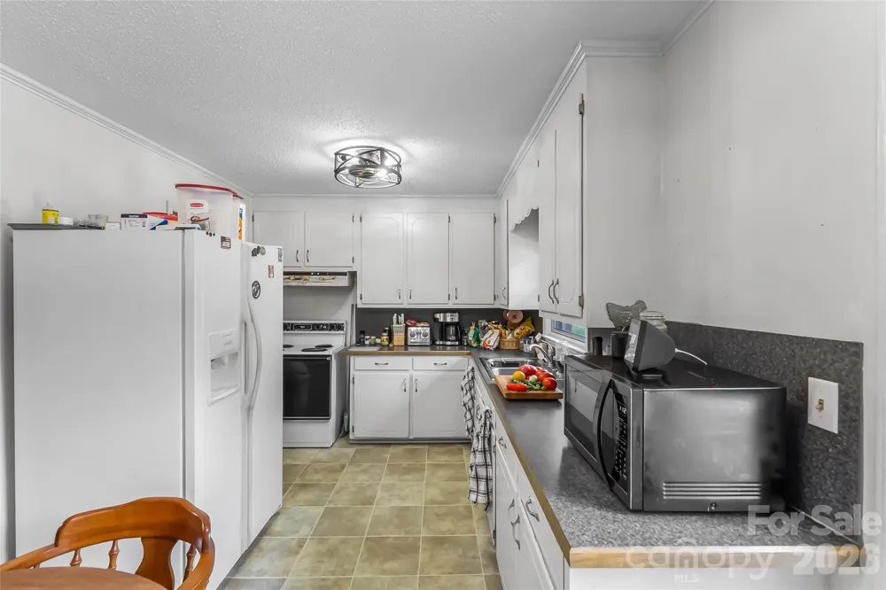 315 Windwood Drive Bessemer City, NC 28016
