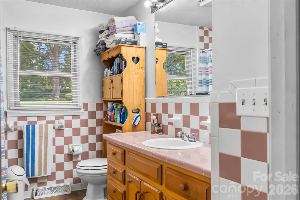 315 Windwood Drive Bessemer City, NC 28016