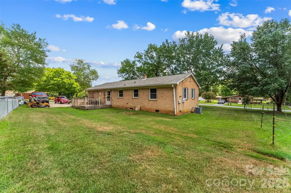 315 Windwood Drive Bessemer City, NC 28016