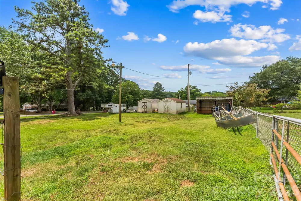 315 Windwood Drive Bessemer City, NC 28016