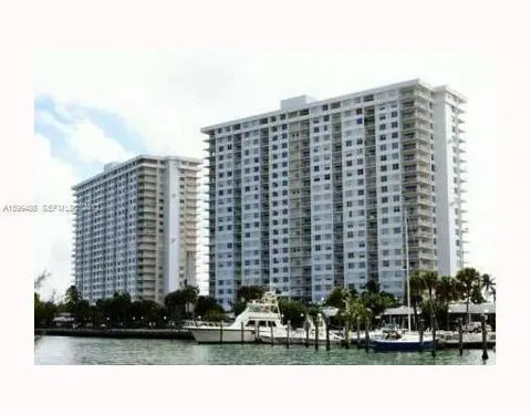 500 BAYVIEW DRIVE #122
