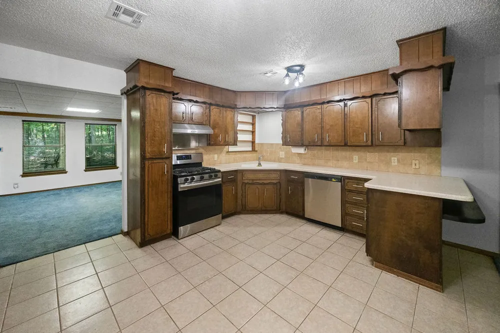 33960 Eagle Circle Wagoner, OK 74467