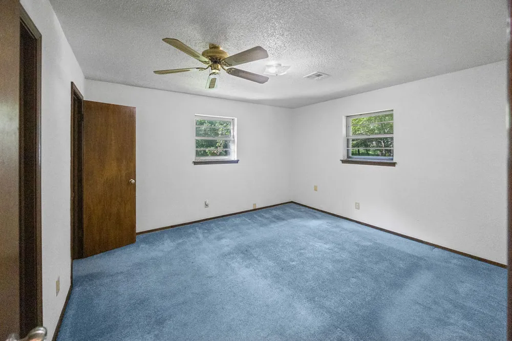 33960 Eagle Circle Wagoner, OK 74467