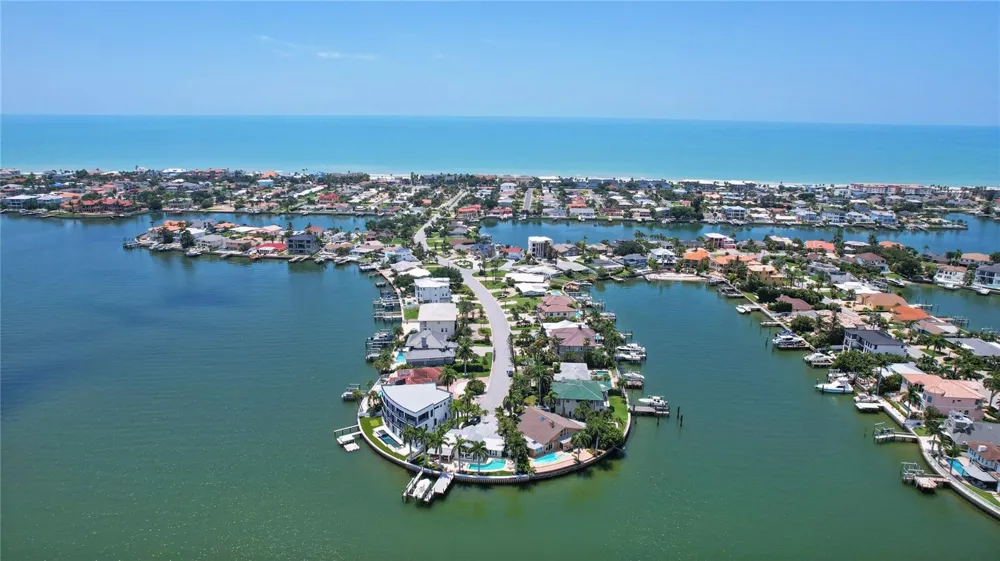 450 22ND STREET Belleair Beach, FL 33786