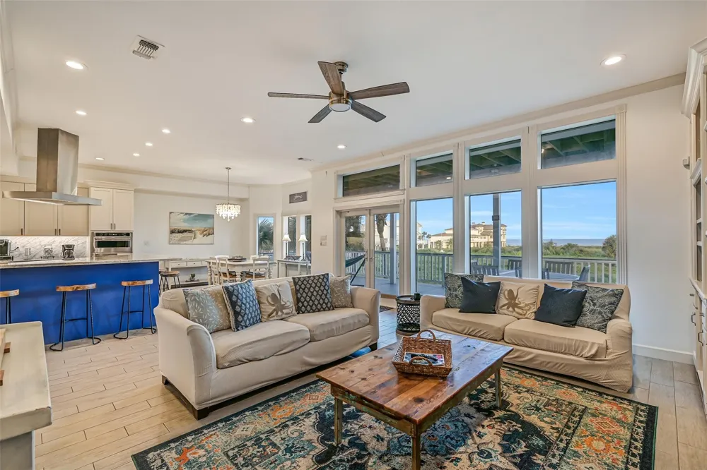 14458 Spyglass Circle Galveston, TX 77554