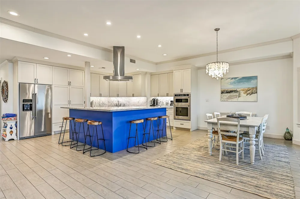 14458 Spyglass Circle Galveston, TX 77554