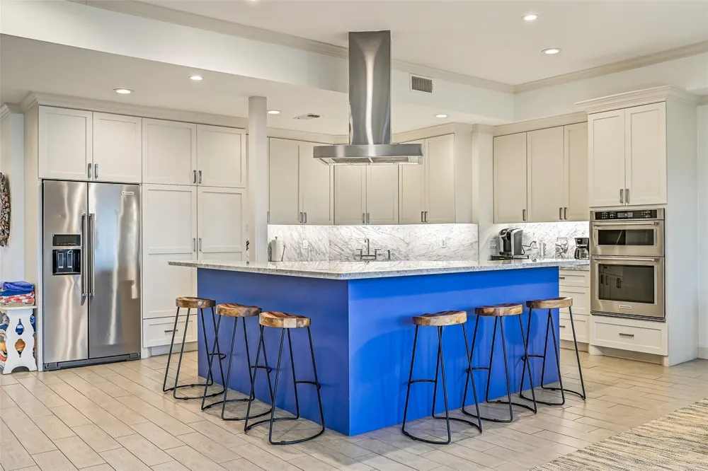 14458 Spyglass Circle Galveston, TX 77554