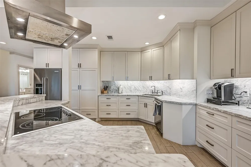 14458 Spyglass Circle Galveston, TX 77554