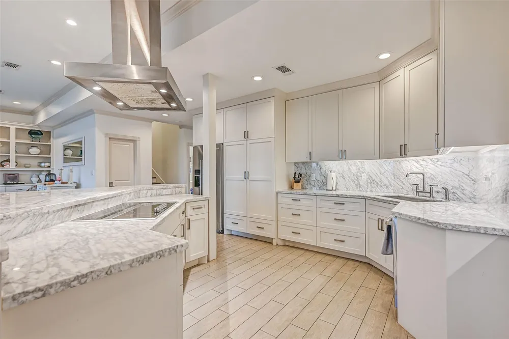 14458 Spyglass Circle Galveston, TX 77554