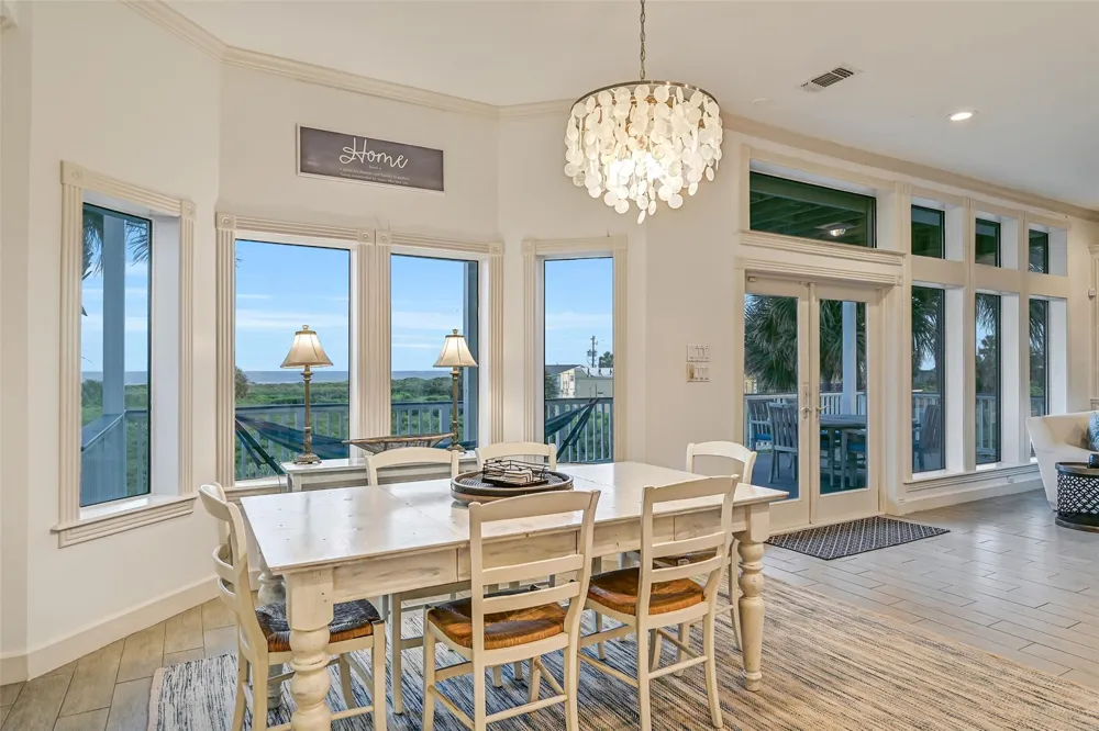 14458 Spyglass Circle Galveston, TX 77554