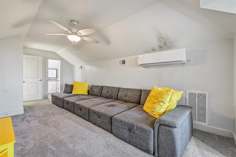 14458 Spyglass Circle Galveston, TX 77554