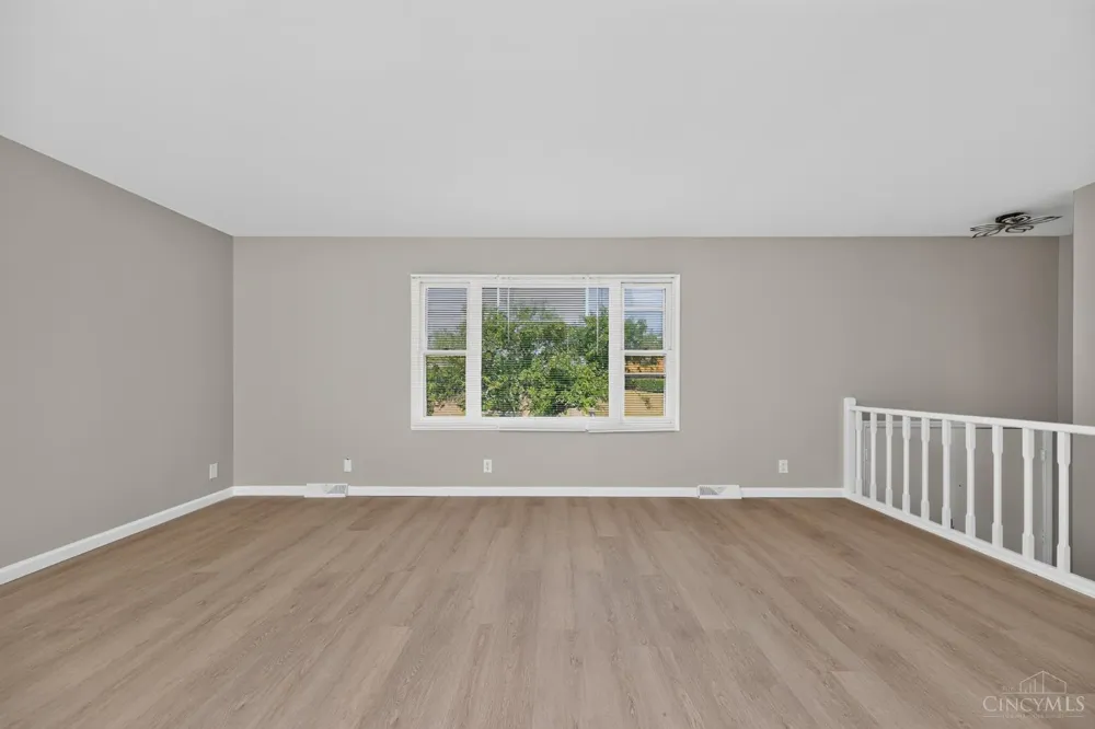 414 Holland Drive Trenton, OH 45067
